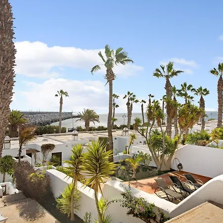 Puerto Chico 1 Apartment