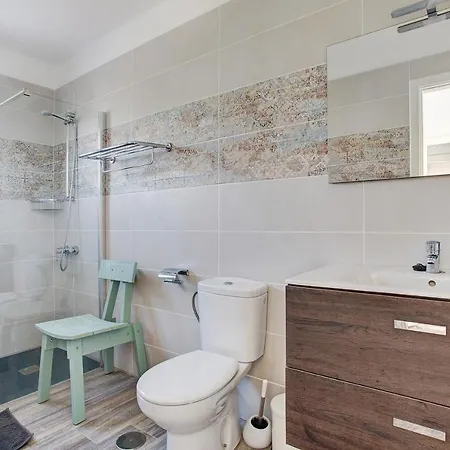 Apartment Puerto Chico 1 *