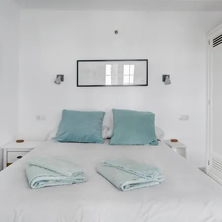 Apartamento Puerto Chico 1 *